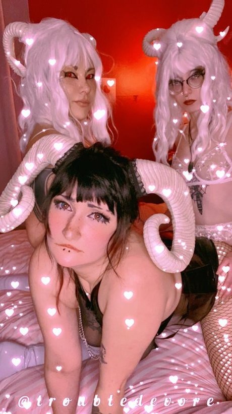 Triflindevore adult star pic