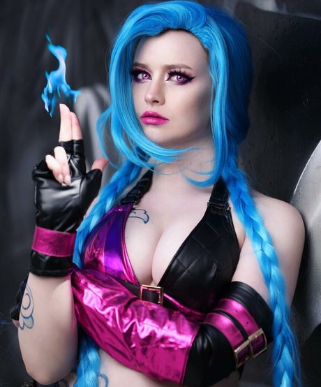 Shinobi Shawni star free photos