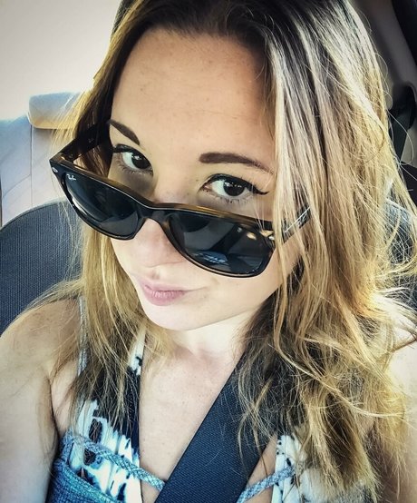 Krisea Marina perfect model images