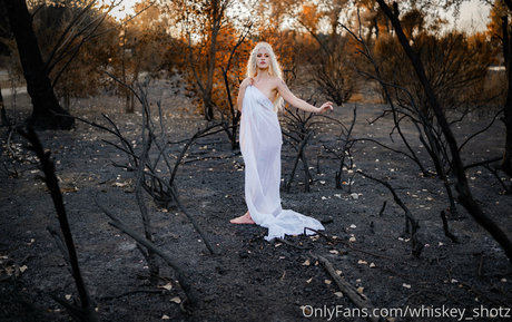 cosplay xxx onlyfans sexy nude photo