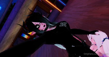 domkurovr art actress archive