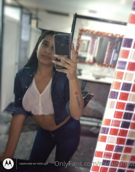 gggloria model erotic gallery