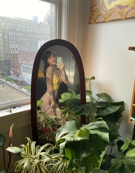 whoreticulture naked pornstar pic