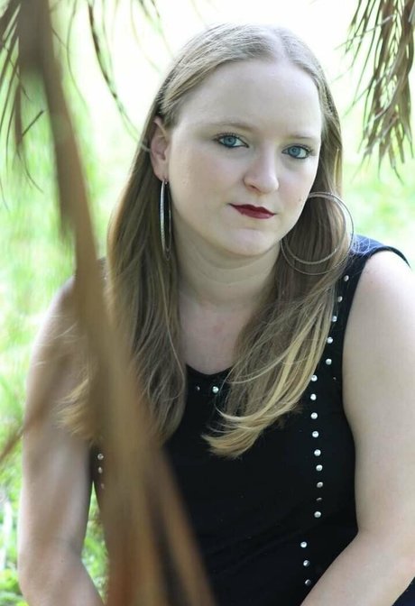 aprilrose1992 star high quality pics