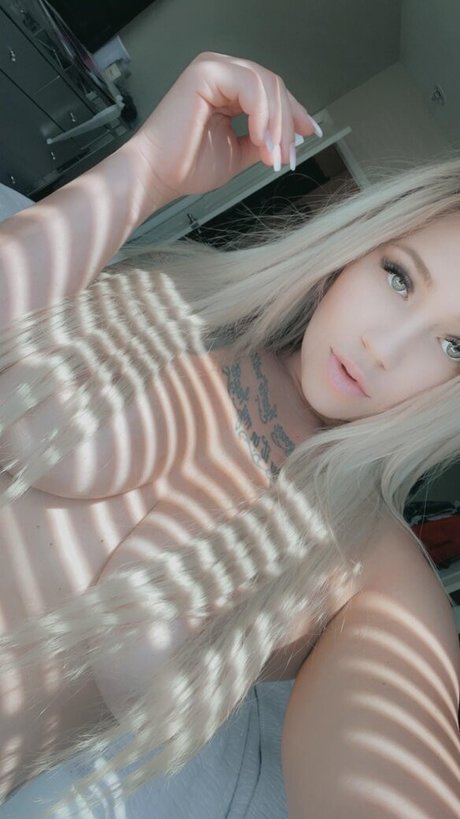 Valkyrieuntamed sex model img