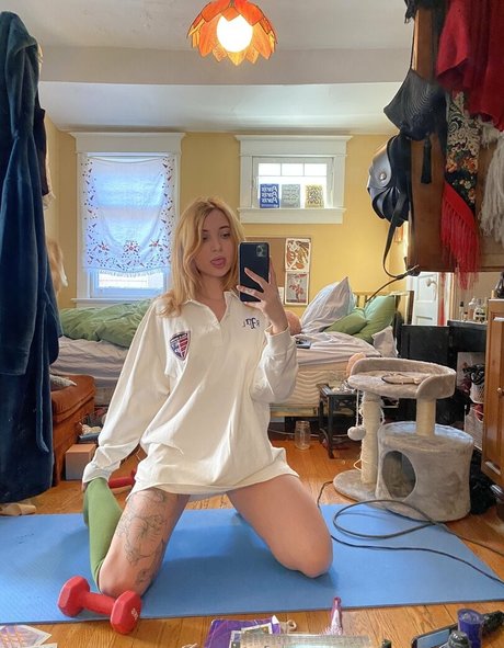 rosalindcorrupts nude star photo