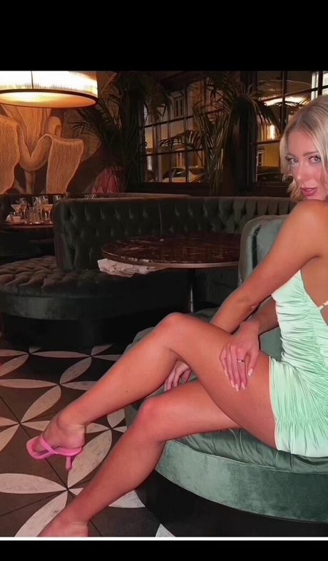 Daisy Anderson high quality actress gallery