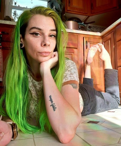 hoopinghippie23 star xxx pictures