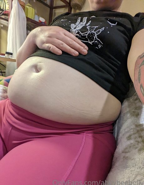 abbybeebelly hot actress photo