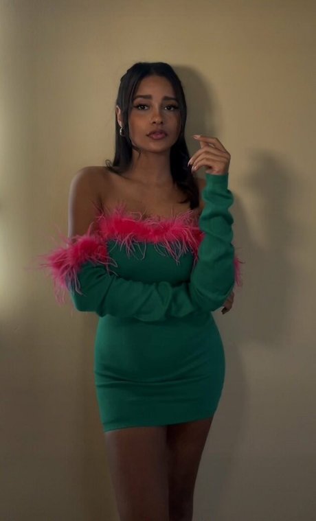 Dionnae Maree perfect star picture