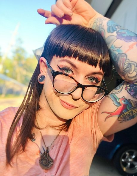 lil missmaverick pornstar free photos