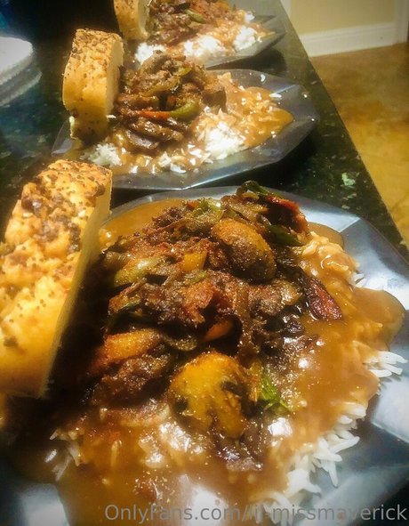 lil missmaverick pretty model pic