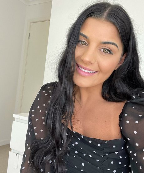 Jesy Lee star nudes pics