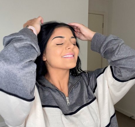 Jesy Lee pornstar nudes photos