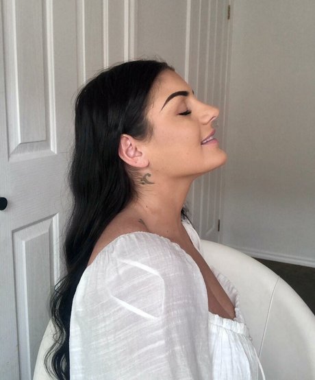 Jesy Lee model nudes img