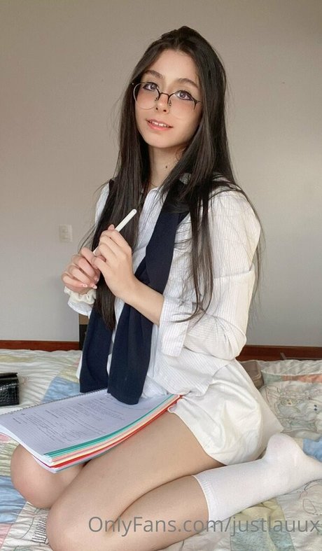 justleaax sexy model galleries