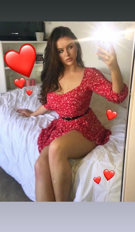 Simone Goodall nudes star pictures