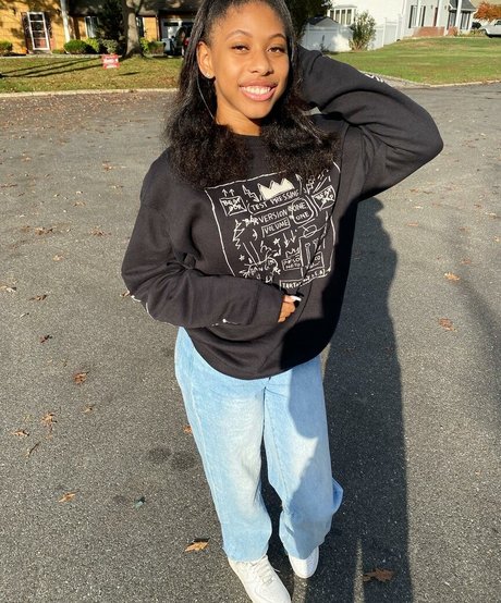 Elyse Rey erotic pornstar archive