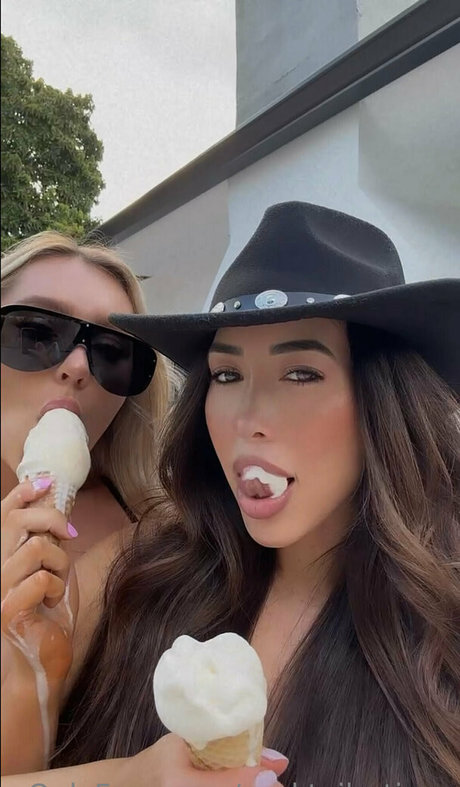 cocktailratings model porn pictures