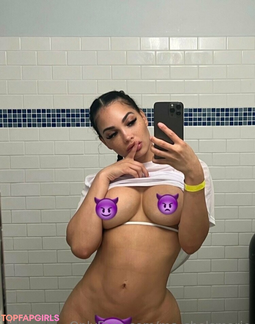 round ass onlyfans hd photos