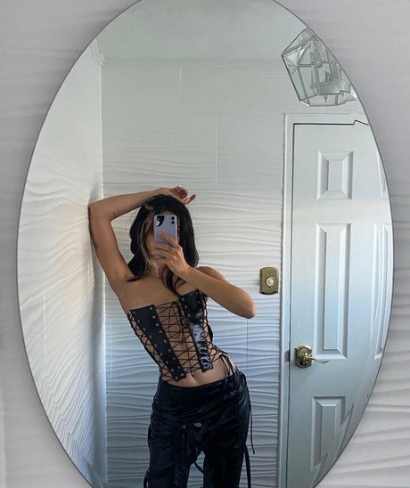 autumngravesz beautiful pornstar images