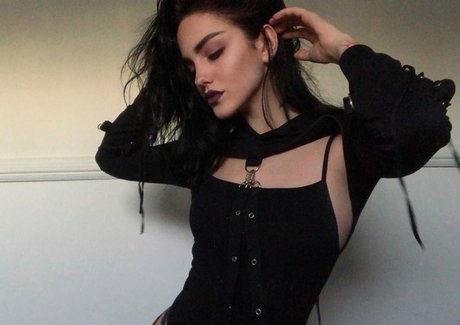 autumngravesz profile image