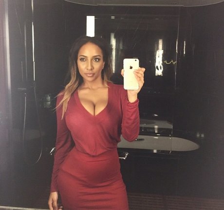 ShayLiving star xxx photos