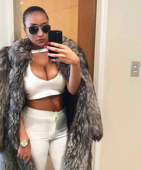 ShayLiving star porn pictures