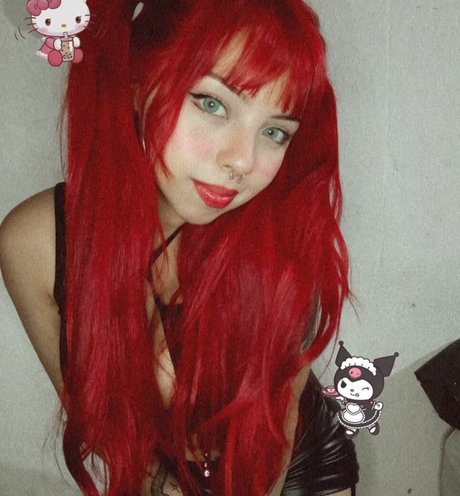 Sashiuwu pornstar sexy image