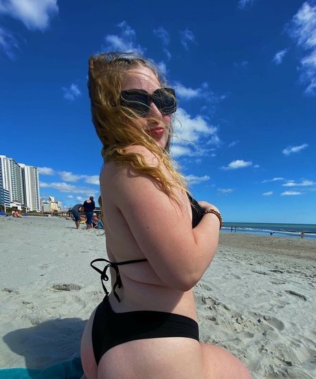 Halohailsangel art actress archive