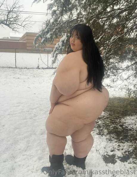 kasstheeblast nude actress photos