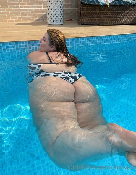 annaoli erotic star gallery