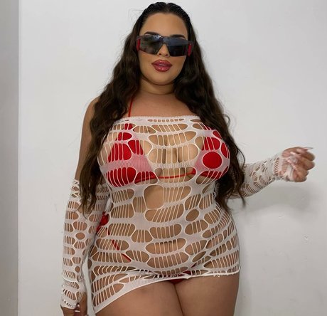Curvyexoticaa pornstar pretty photos