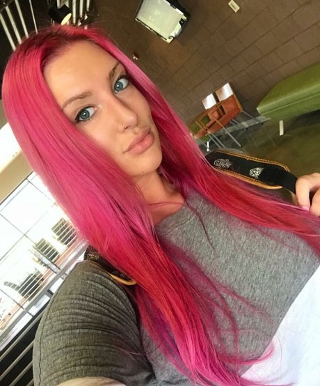 gay sauna onlyfans naked image