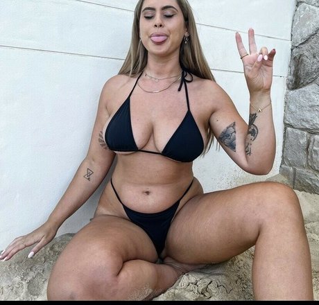 Ariella Nyssa model xxx img