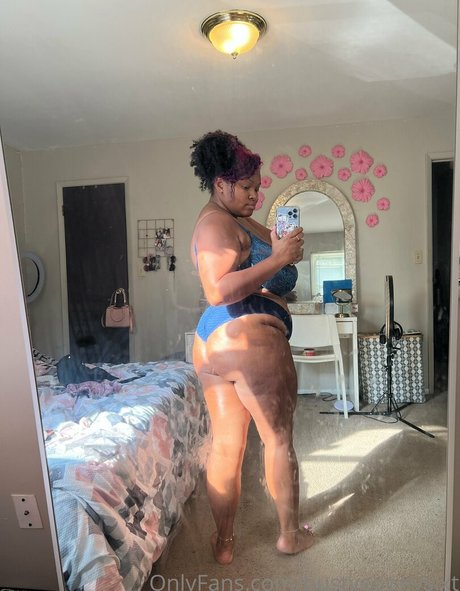bustyebonyslxt top actress archive