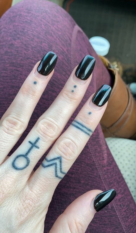 menarepotatoes erotic model images