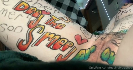 teasinglytrashed naked actress pictures