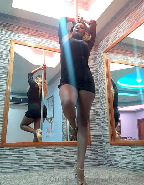 safira oneill nudes actress pictures