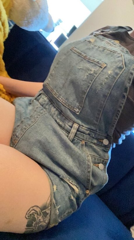 bigbellybenni star nudes image