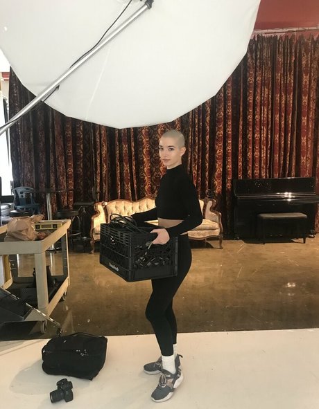 Immamakat art actress images