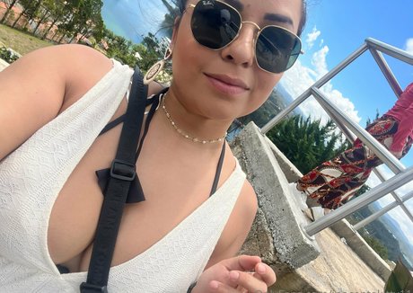 inocentekitty11 perfect pornstar gallery
