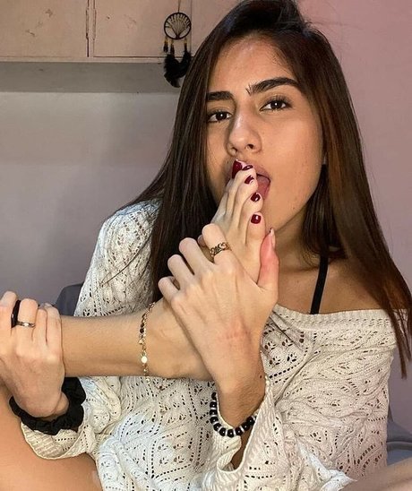 Hannah Rob naked pornstar archive