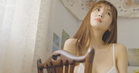 Lee Haein Leezy model exclusive img