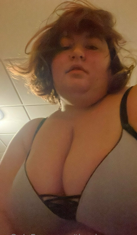 thepigqueenx naked actress photo