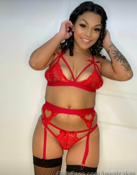 teetee2222 exclusive actress galleries