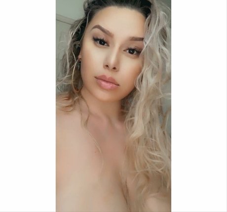 Blondiemami star adult photos