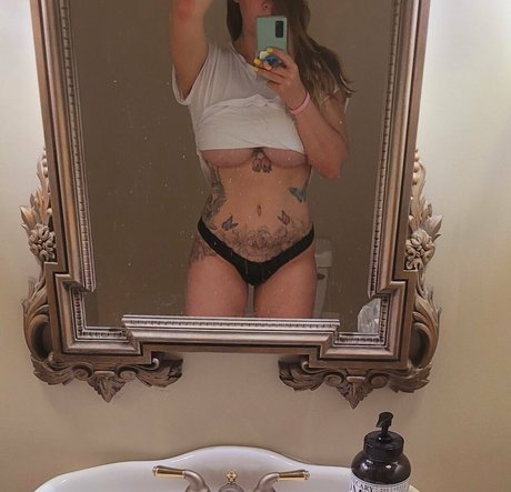 ASMRDailyRoutine pornstar beautiful pics