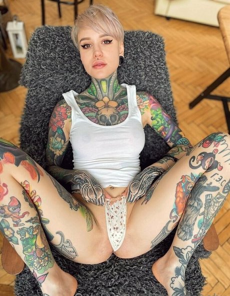 nerwen x art model photos