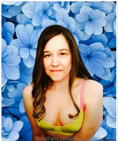 blueburryruccoon top model image